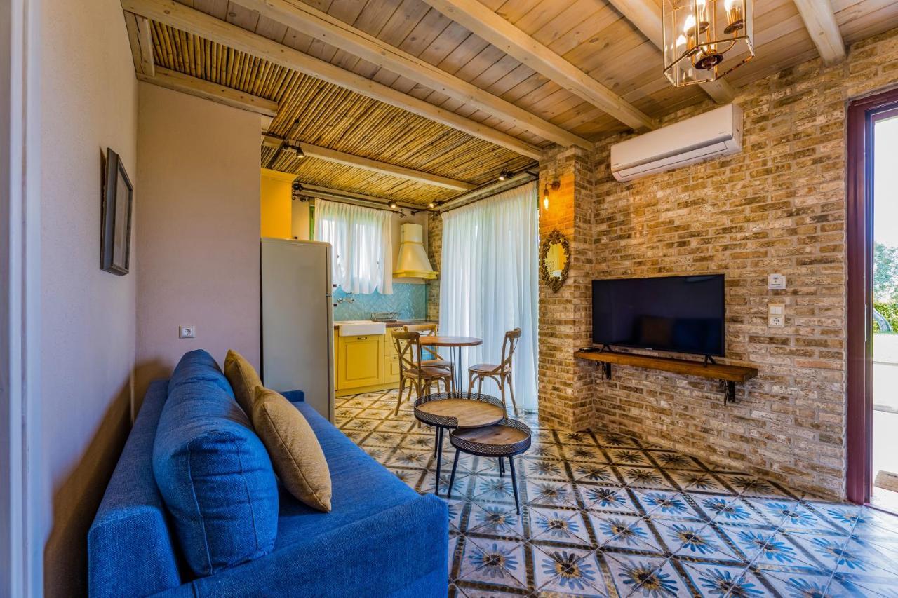 Mediterraneo Luxury Suites Halkidiki Vourvourou Buitenkant foto