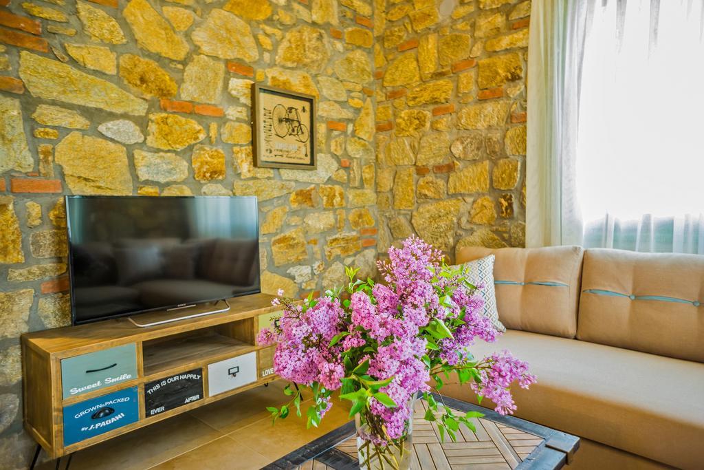 Mediterraneo Luxury Suites Halkidiki Vourvourou Buitenkant foto
