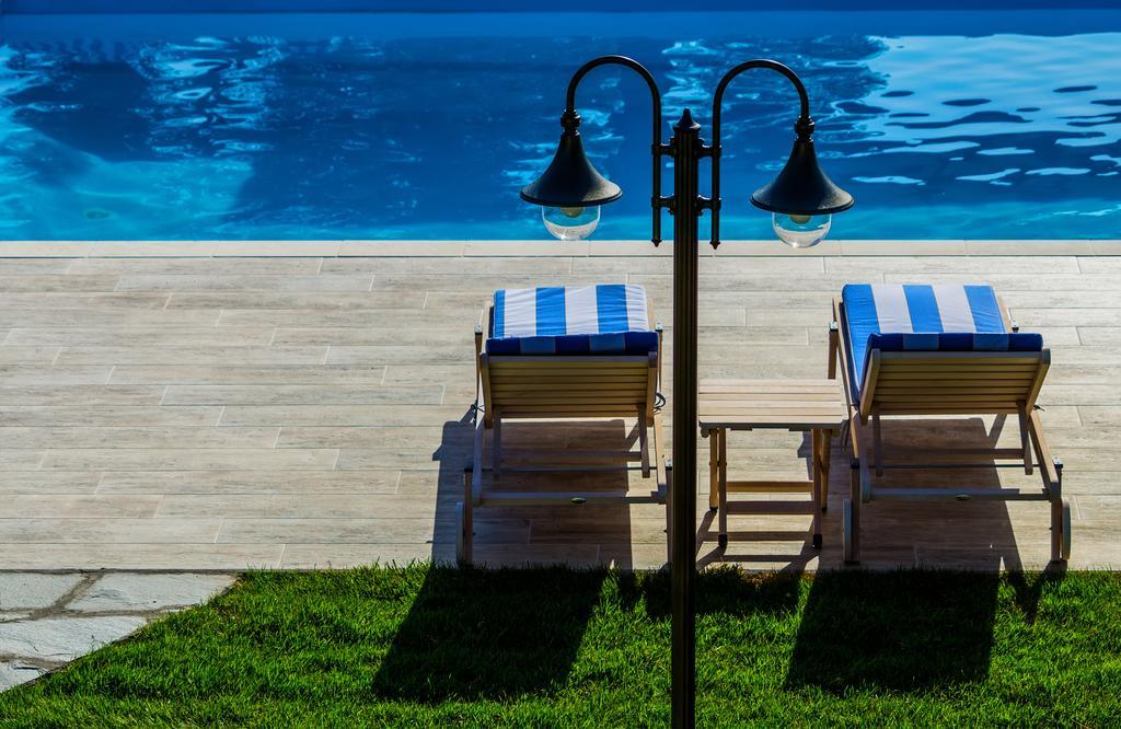 Mediterraneo Luxury Suites Halkidiki Vourvourou Buitenkant foto