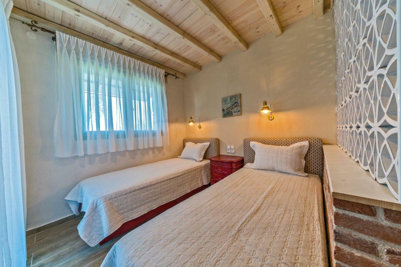 Mediterraneo Luxury Suites Halkidiki Vourvourou Buitenkant foto