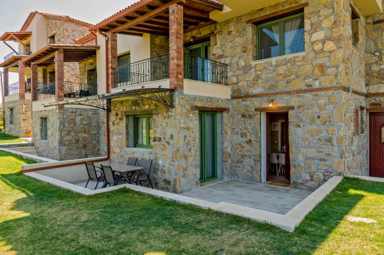 Mediterraneo Luxury Suites Halkidiki Vourvourou Buitenkant foto