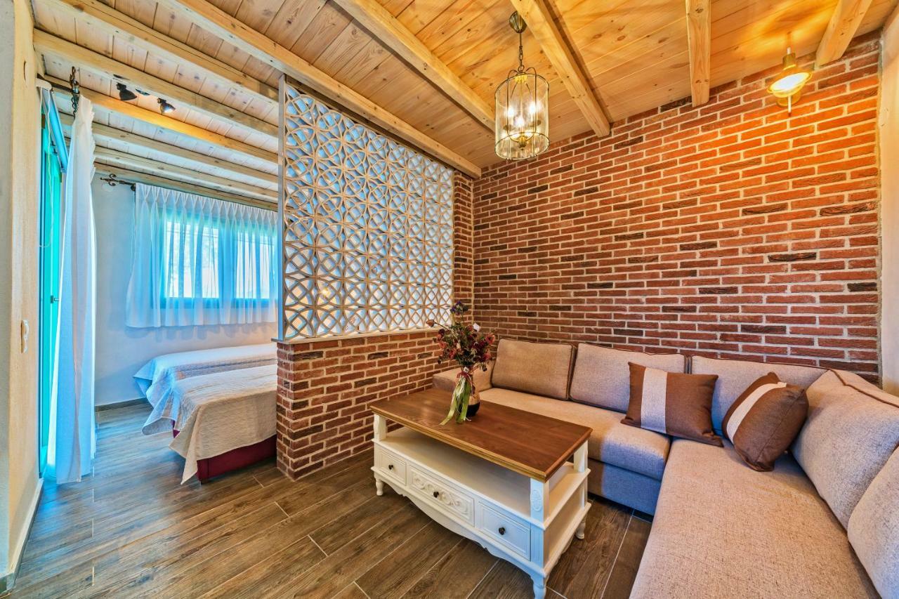 Mediterraneo Luxury Suites Halkidiki Vourvourou Buitenkant foto